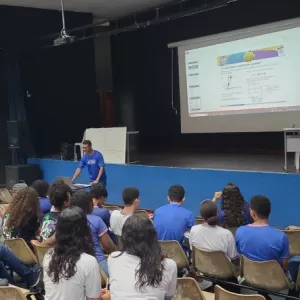 SEC planeja aulões e simulados preparatórios para estudantes que farão o ENEM 2025