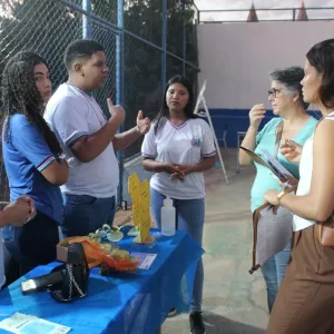 Colégio estadual vira polo de ciência e conhecimento