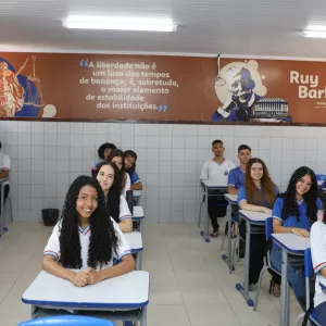 SEC anuncia inscrições de prêmio para gestão da aprendizagem nas escolas estaduais