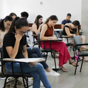 Uesb publica datas de inscrição e de solicitação de isenção do Vestibular 2026