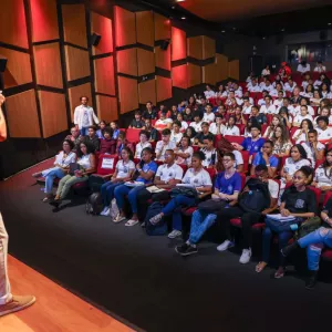 Estudantes da rede estadual participam do Aulão Enem com foco em raciocínio lógico e Matemática