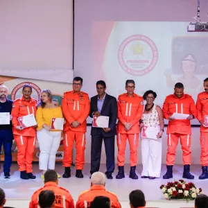 Corpo de Bombeiros e Secretaria da Educação lançam programa educativo em Salvador 