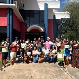 Estudantes da rede estadual participam de simulação de reuniões da ONU, em Salvador