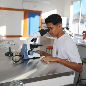 Inscrições para edital de concessão de bolsas para professores de clubes de ciências seguem até 10 de dezembro