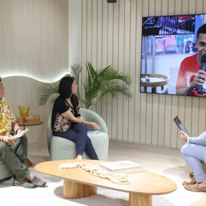 TV Conexões inaugura novo estúdio com estreia de programa de entrevistas