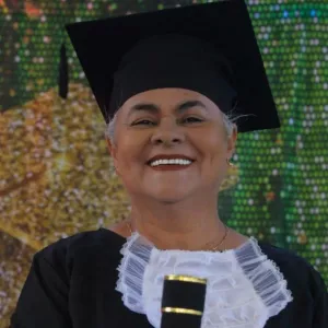 Da EJA à universidade federal: aos 65 anos, estudante da rede estadual é aprovada no SISU