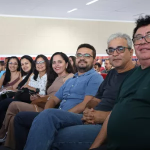 Formação e pesquisa sobre desinformação