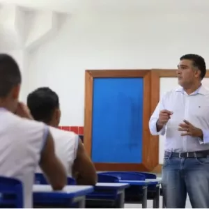 Secretaria da Educação publica portaria sobre licença-prêmio para docentes da rede estadual