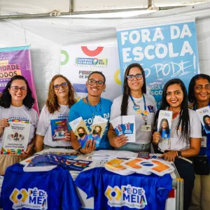 Parceria dos governos federal e estadual leva serviços essenciais à população de Salvador