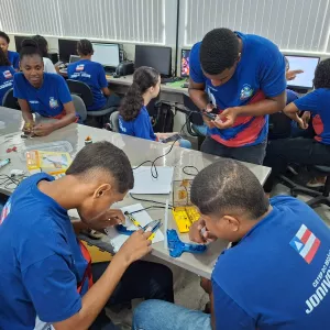Projeto transforma a Física em experiência viva e fortalece letramento científico no Recôncavo Baiano