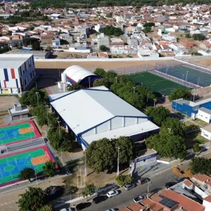 Juazeiro amplia espaços para prática esportiva com entrega de complexo poliesportivo educacional, nesta sexta (18)