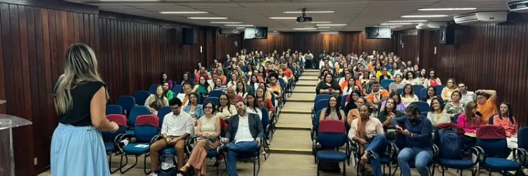 Aprendizagem dos estudantes dos anos finais do ensino fundamental é debatida em primeiro dia de formação das equipes técnicas