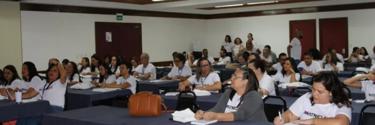 SEC realiza formação continuada voltada à matrícula 2025, com foco em aprimorar processos e fortalecer rede