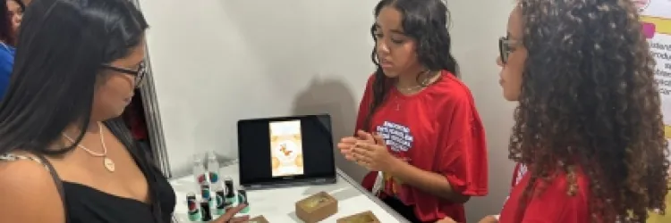 Etapa Macro Territorial do Encontro Estudantil reúne projetos científicos e culturais, em Porto Seguro