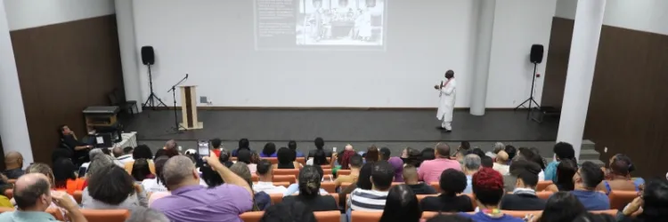 10ª edição da Coleção da História da África é lançada em evento na SEC