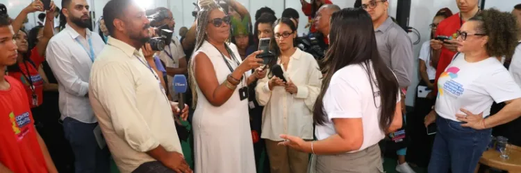 Estado investe mais de R$ 1,8 bilhão em colégios estaduais e reduz 50% da evasão dos estudantes na Bahia