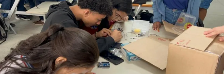 Três escolas da rede estadual da Bahia estão entre as 50 selecionadas para o Prêmio Nacional da Liga Steam 2024