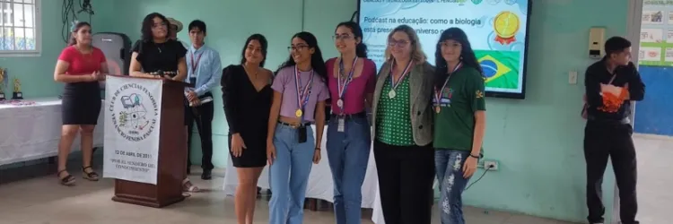 Estudantes de três colégios estaduais conquistam primeiras colocações em feira científica no Panamá