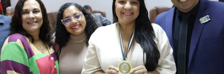 Secretária Rowenna Brito é homenageada pela Câmara de Vereadores de Cruz das Almas