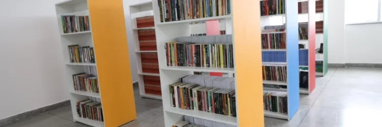 Escolas estaduais têm até dia 13 de agosto para solicitar reserva técnica de livros didáticos