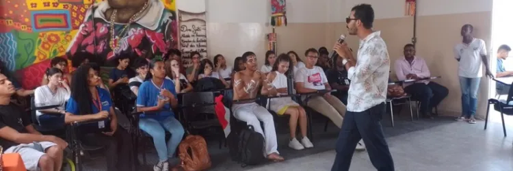 Exposição de Arte e Cultura do Vale do Jiquiriçá destaca protagonismo estudantil, em Amargosa