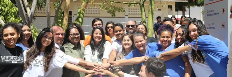 Comunidade escolar de Macaúbas é beneficiada com modernização de unidade de ensino