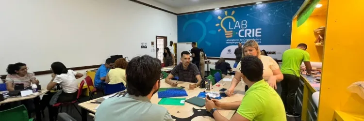 Quarta turma de novos educadores conclui formação para ingressantes no IAT