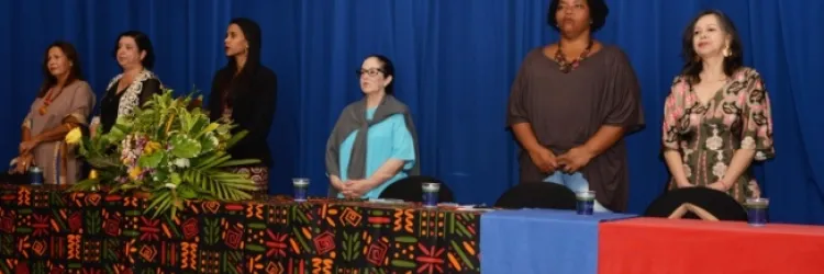 UNEB debate desafios e potencialidades do ensino médio na educação de jovens e adultos em painel