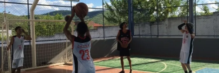 Estudantes da rede estadual aproveitam férias com atividades de esporte, cultura e lazer nas escolas