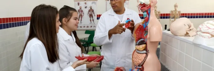 Mais 107 professores classificados para atuarem na Educação Profissional são convocados pelo Governo do Estado