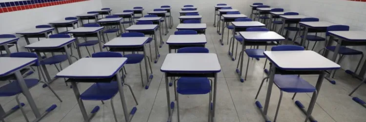 Aviso de pauta | Em Poções, Jerônimo entrega colégio de tempo integral e agroindústria neste sábado (6)