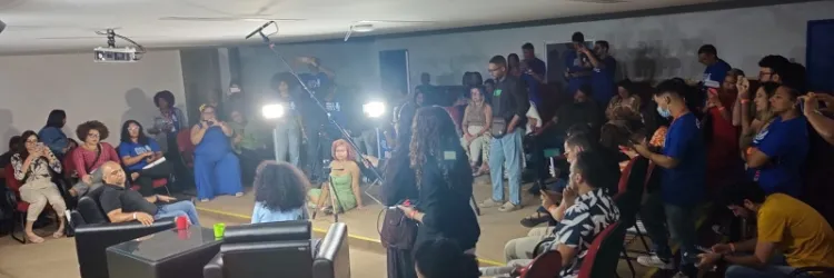 Educação Midiática é tema de formação ofertada pela Secretaria a educadores da rede