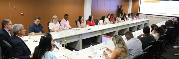 Bahia avança na implementação da Lei do Celular nas escolas estaduais