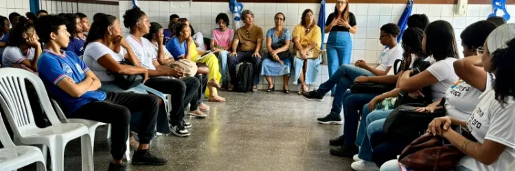 Semana de acolhimento em escola estadual promove diálogo sobre referências e projeto de vida