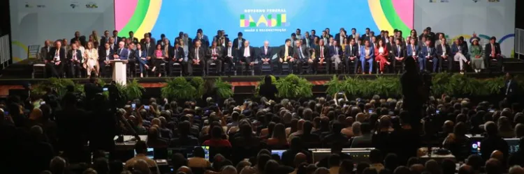 Educação marca presença na abertura do Encontro de Prefeitos