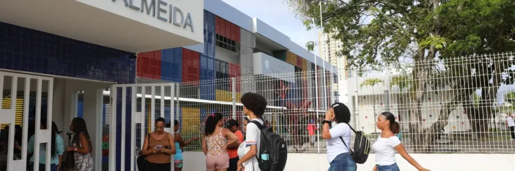 Matrículas para Educação de Jovens e Adultos (EJA) seguem abertas na rede estadual de ensino