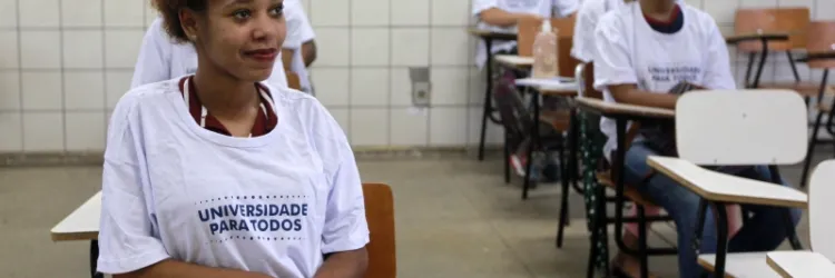 Mais de 18 mil estudantes são beneficiados pelo programa Universidade Para Todos em 2023