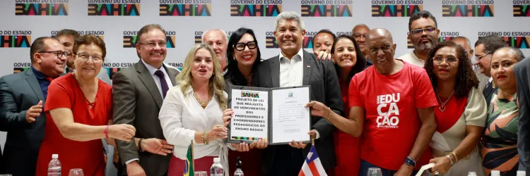 Estado e APLB formalizam acordo de reajuste salarial para professores da Educação Básica da Bahia