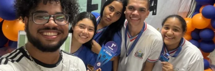 Jovens cientistas criam goma à base de hibisco para auxiliar no controle da hipertensão