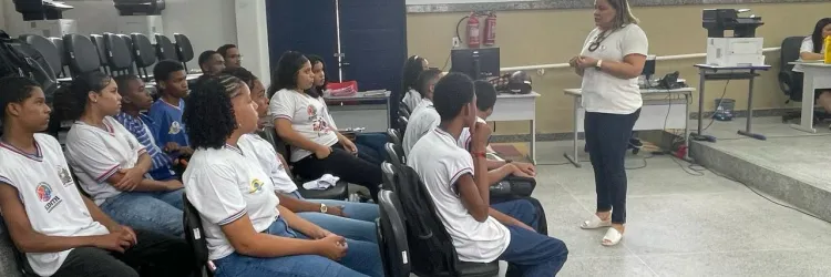 Projeto Ouvidoria Vai à Escola 2025 avança com novas visitas pelo Estado