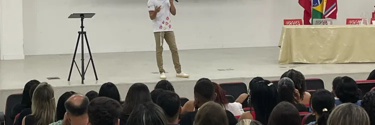 Encontros Territoriais de Educação Especial mobilizam educadores da rede estadual