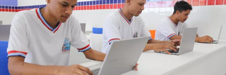 Estudantes da rede estadual participam de avaliação de acompanhamento de Língua Portuguesa e Matemática