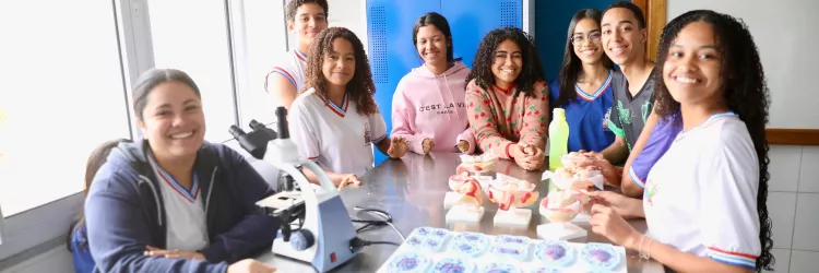 Visita técnica da SEC marca início da semana da Educação no Médio Rio de Contas