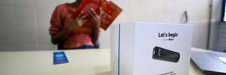 Estudantes com deficiência visual da rede estadual são beneficiados com 174 óculos inteligentes