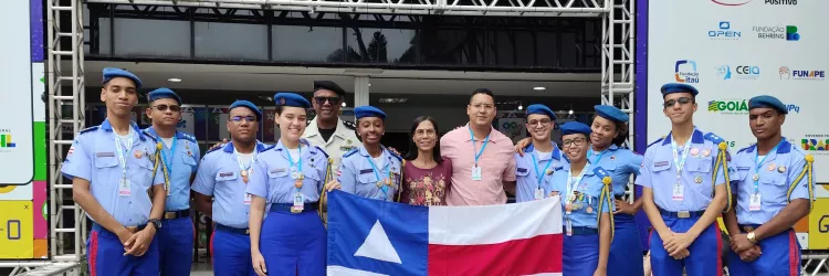 Estudantes do Colégio da Polícia Militar de Lobato representarão a Bahia na RoboCup 2025