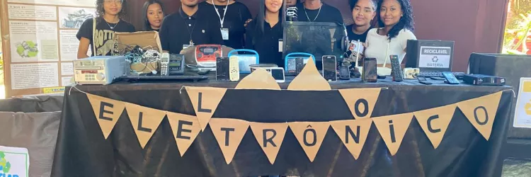 Estudantes de Santo Estevão apresentam projetos em feira de empreendedorismo social