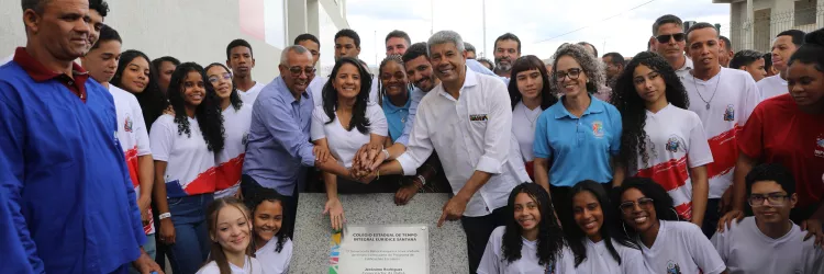 Nova escola de tempo integral alia educação e sustentabilidade na Chapada Diamantina