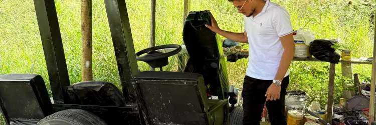 Estudante da EJA de Ribeira do Pombal constrói trator com materiais reaproveitados