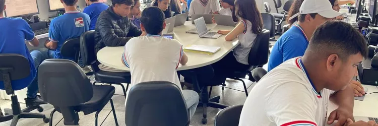 Colégio Estadual de Sítio do Quinto lidera rendimento na terceira Avaliação Plurall 