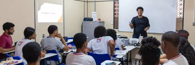Universidade para Todos: estudantes do Nordeste de Amaralina participam de aulões promovidos pela SEC 